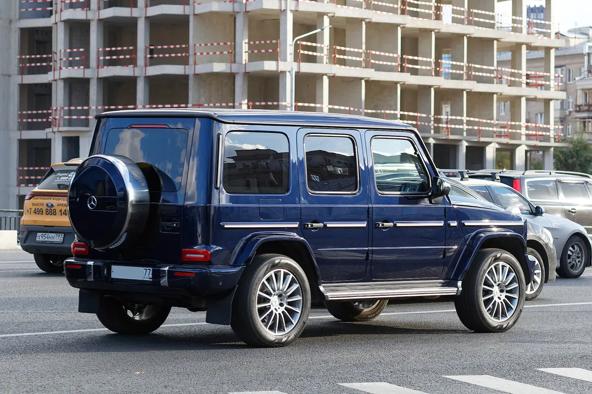 A G-Class W464 — the generation this page covers